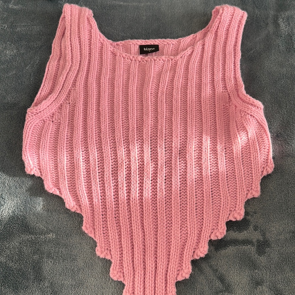 Blanc Crochet Pinkish Purple Crop Top, Size Small